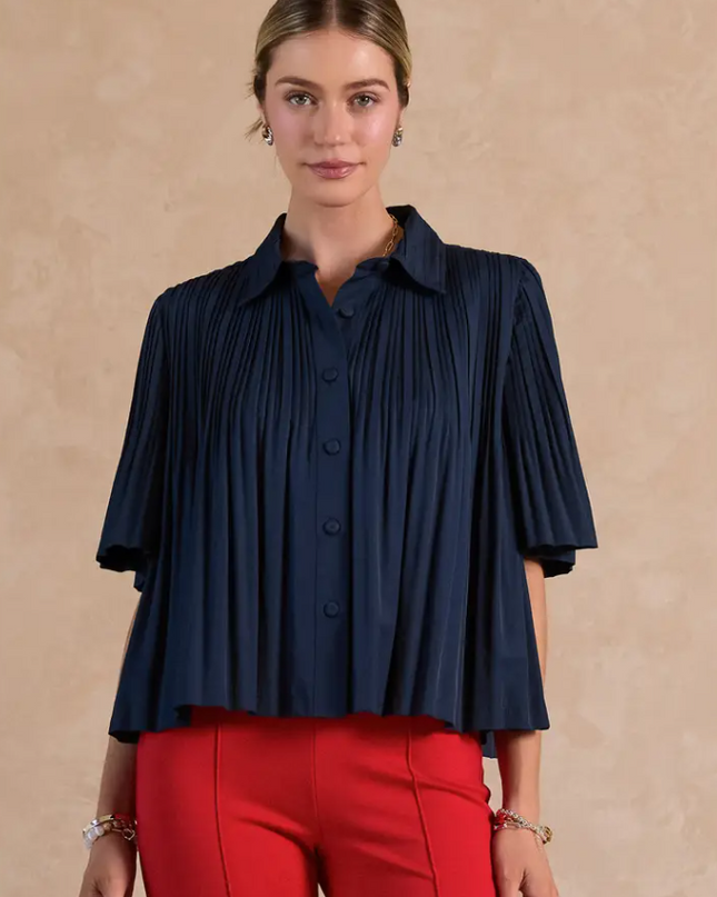 Button-Up Pleated Navy Blouse Tops in XS at Wrapsody