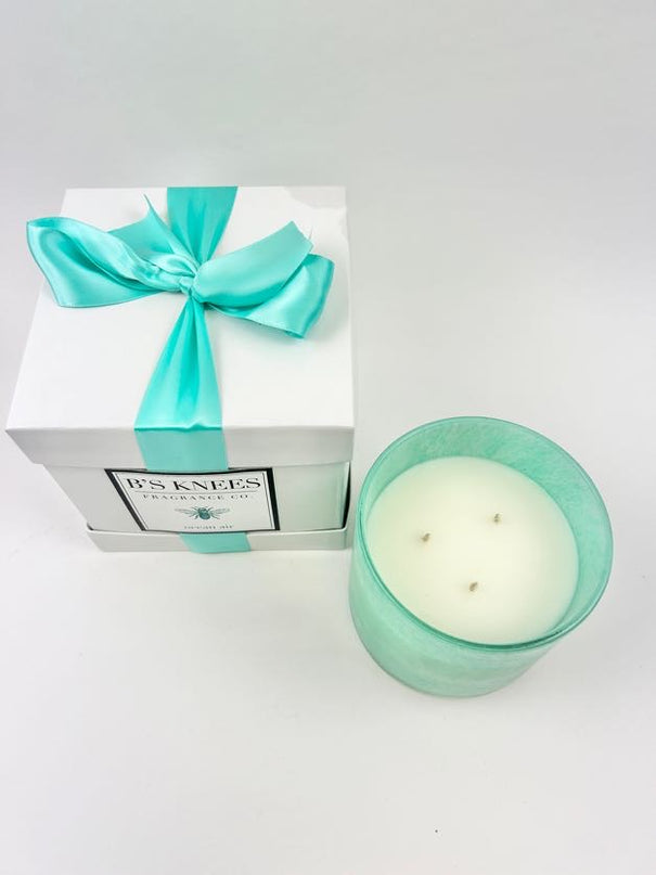 B's Knees 3-Wick Candle in Ocean Air Candles in  at Wrapsody