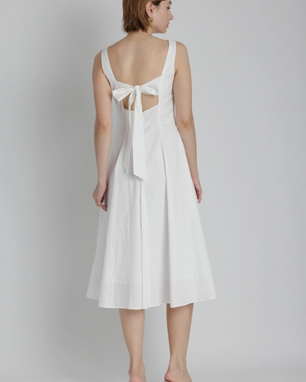 Keyhole Midi Dress in White Dresses in at Wrapsody