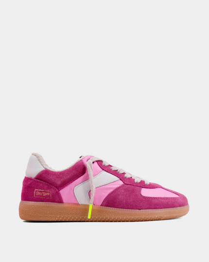 Sneaker Sylvia Pink Shoes in 6 at Wrapsody
