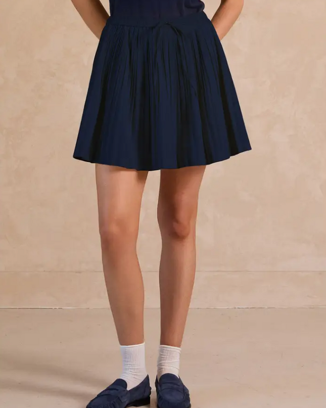 Pleated Navy Skirt Shorts in XS at Wrapsody