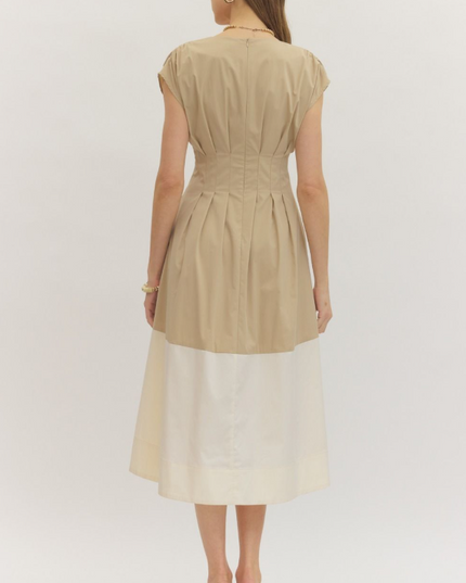 Cinched Colorblock Midi Dress in Brown/White M