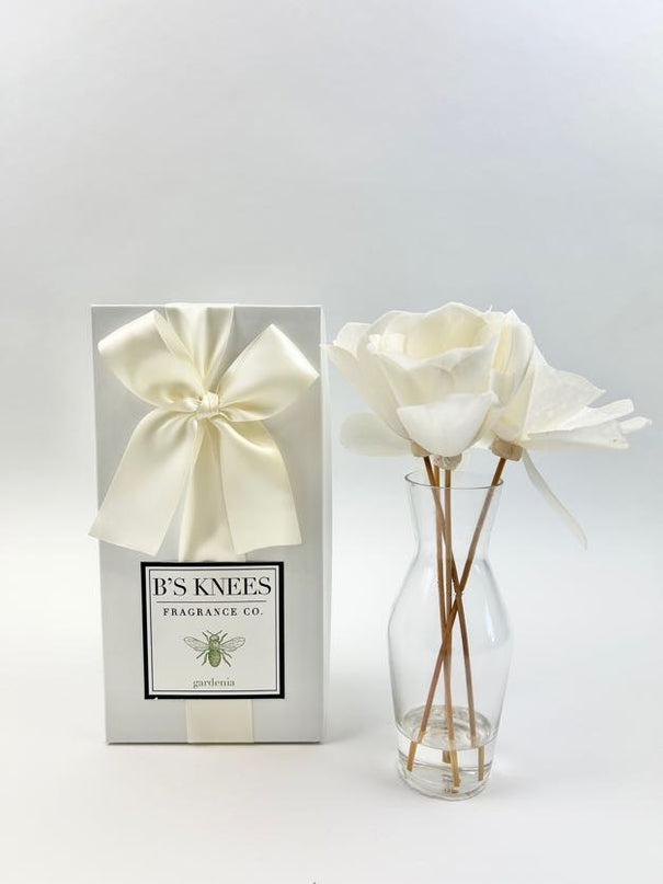 B's Knees Diffuser in Gardenia Scents in  at Wrapsody