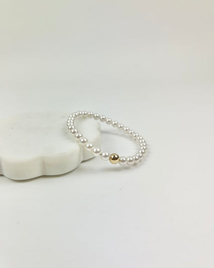 Extends Classic 6mm Pearl Bead Bracelet Bracelets in at Wrapsody