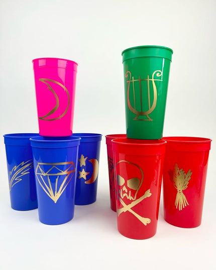 Plastic Stadium Cup Greek in  at Wrapsody