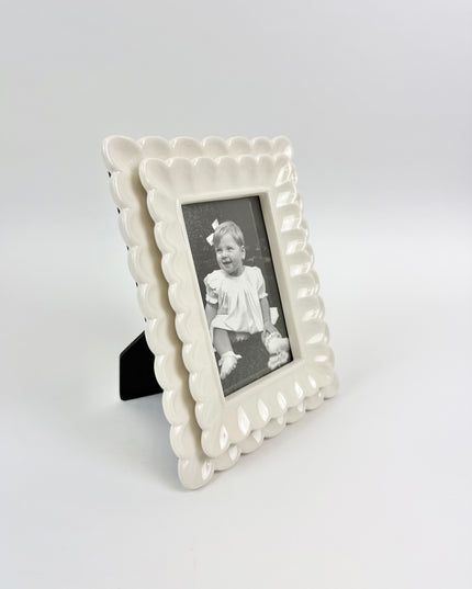 Cream Scalloped Frame Small