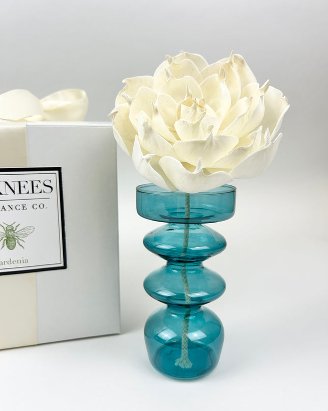 B's Knees Contempo Diffuser in Gardenia Scents in at Wrapsody