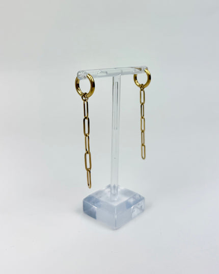 Palmer Paperclip Huggie Earrings
