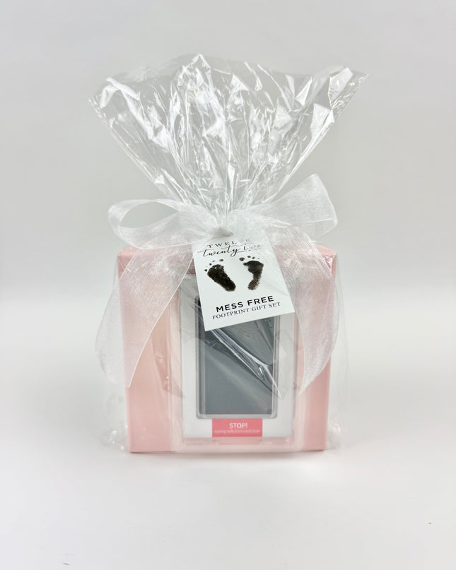 Footprint Gift Set Baby in Pink at Wrapsody