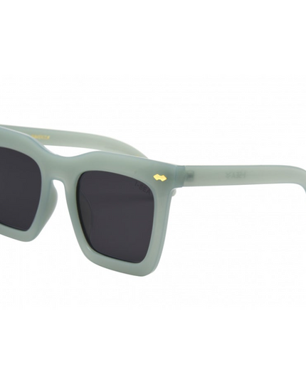 I-Sea Maverick Sunglasses Sunglasses in Sage at Wrapsody