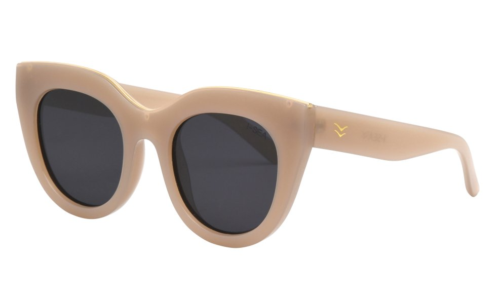 I-Sea Lana Sunglasses Sunglasses in Oatmeal at Wrapsody
