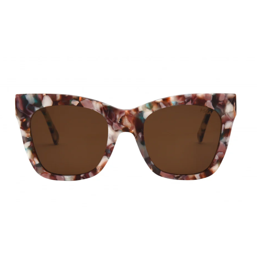 I-Sea Billie Sunglasses Sunglasses in  at Wrapsody