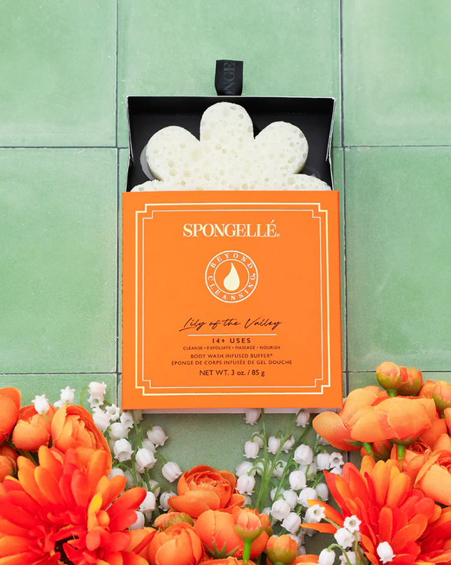 Boxed Flower Body Wash Buffer Bath & Body in Lily of the Valley at Wrapsody