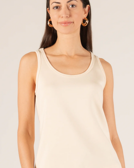 Scuba Tank Eggshell Tops in at Wrapsody