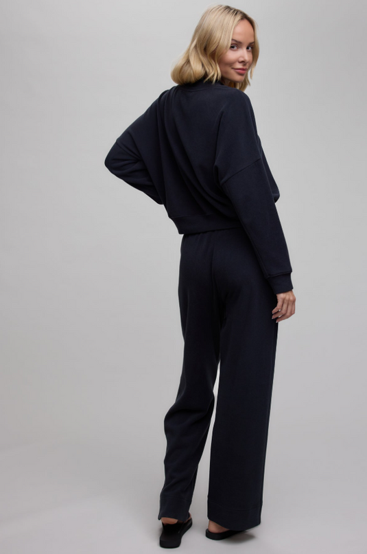 Barefoot Dreams Brushed Fleece Pullover - Black Loungewear in at Wrapsody