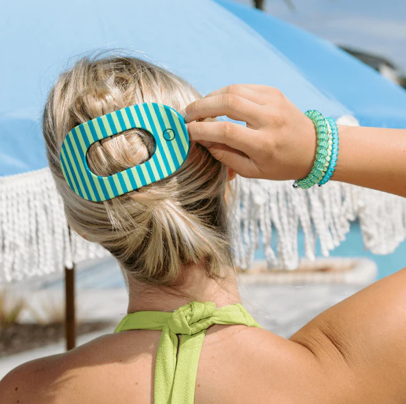 Teleties Cabana Cutie Round Flat Clip Large Hair Accessories in at Wrapsody