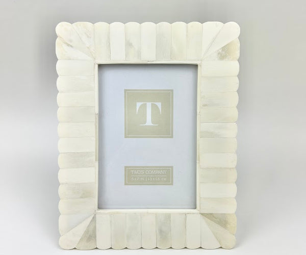 Scalloped Bone Frame 5x7