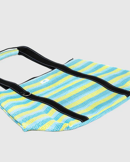 Scout On Holiday Hawaiian Breeze