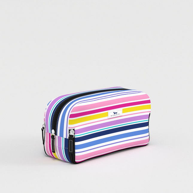 Scout 3-Way Stripe A Pose