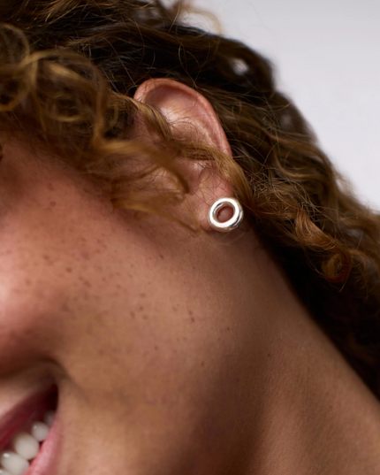 Julie Vos Wave Circle Stud in Silver Earrings in at Wrapsody