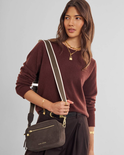 Lottie Crossbody Bag Bitter in Chocolate Suedette
