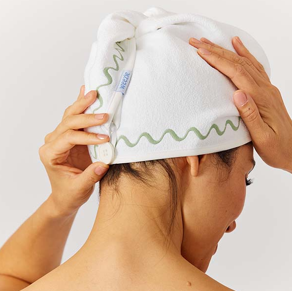 Weezie Hair Towel Green Embroidered Wave Bath & Body in at Wrapsody