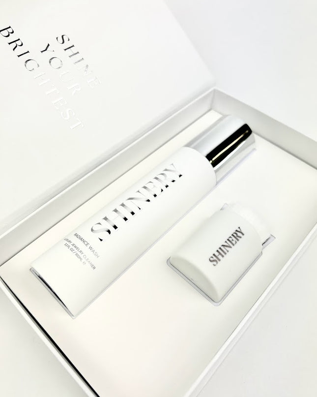 Shinery Gift Set Bath & Body in  at Wrapsody