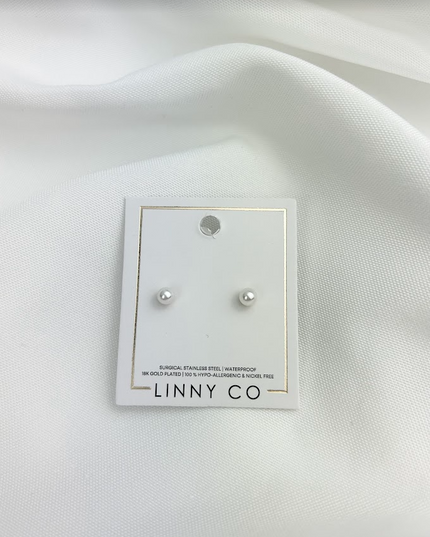 Payton Pearl Stud Earrings in  at Wrapsody