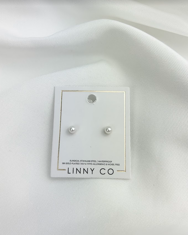 Payton Pearl Stud Earrings in  at Wrapsody
