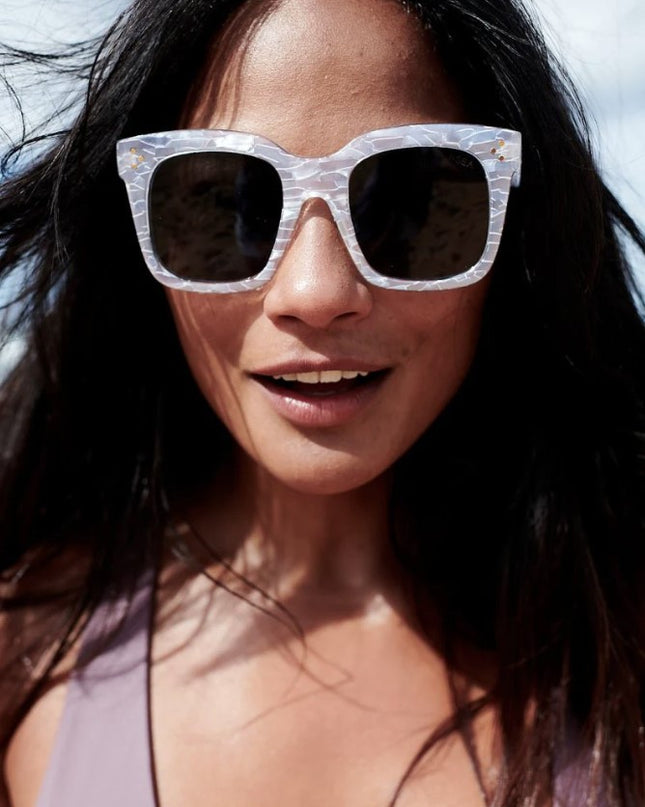 I-Sea Waverly Sunglasses Sunglasses in  at Wrapsody